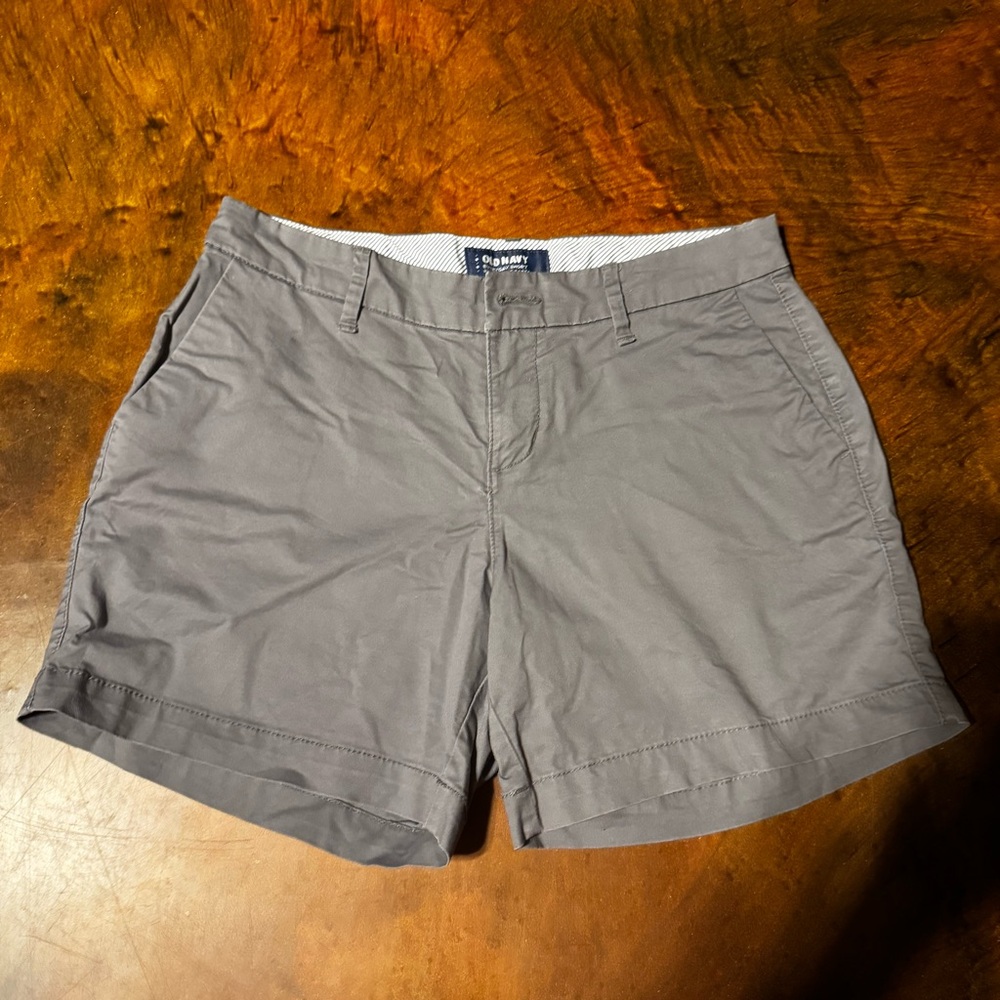Old Navy Gray Shorts with Striped‎ Lining